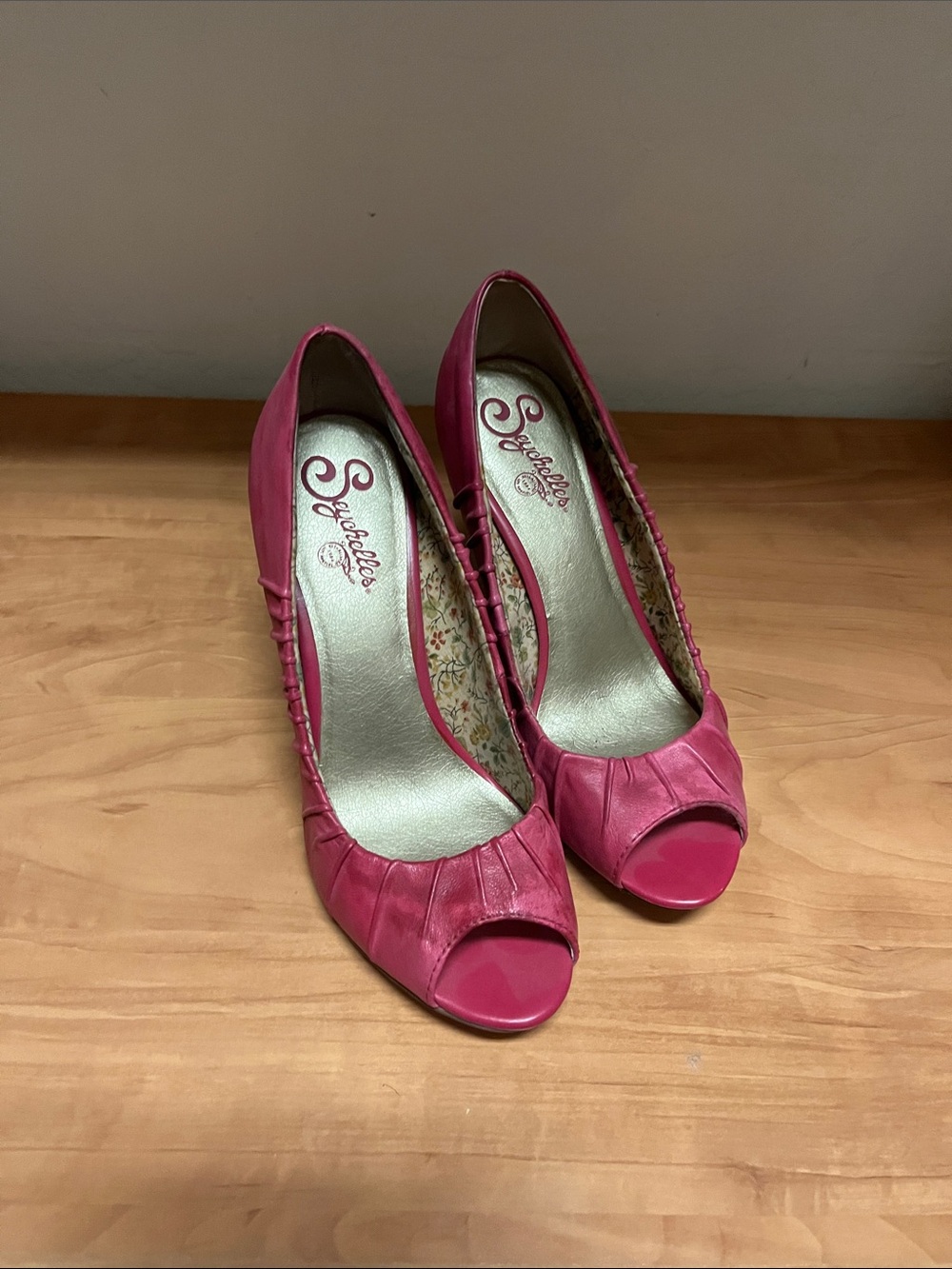 Seychelles Pink Satin Peep-Toe Heels